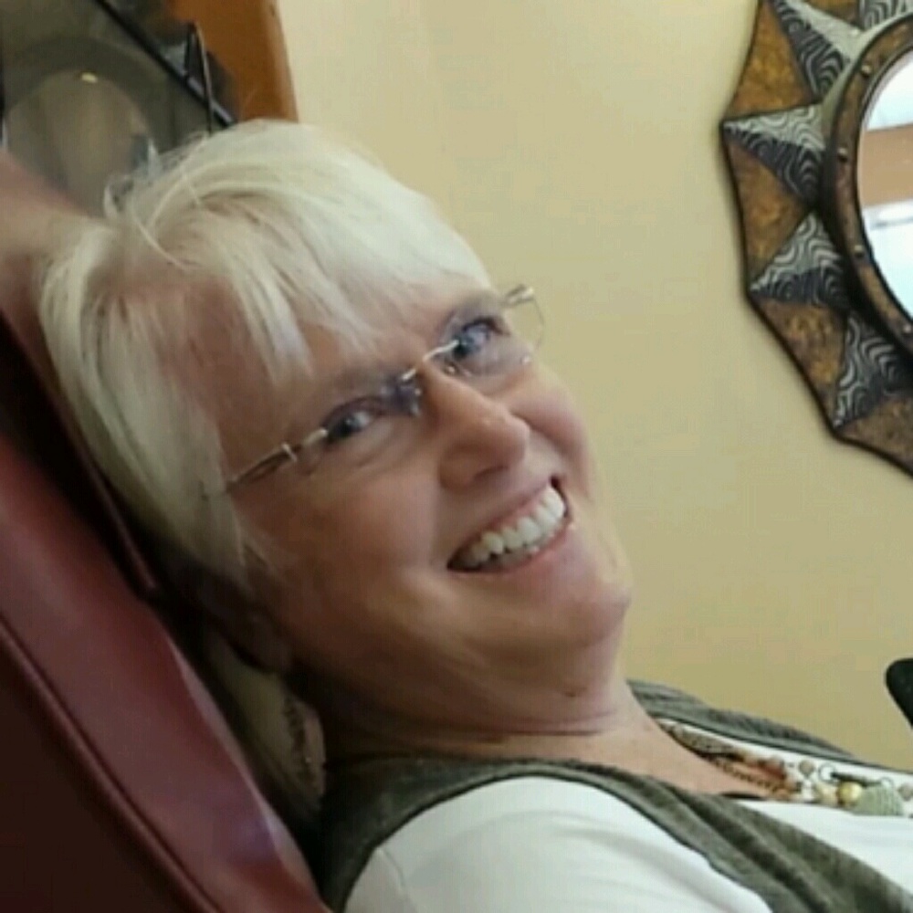 Meet your Posher, Carol